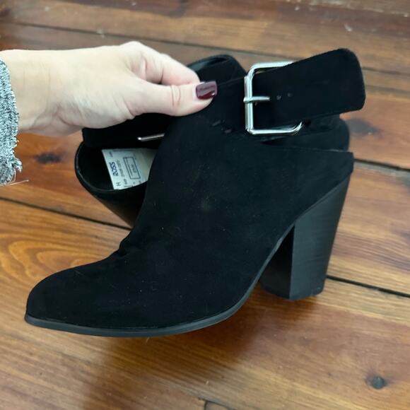 Carlos Santana Black Suede Size 10 - Picture 3 of 7